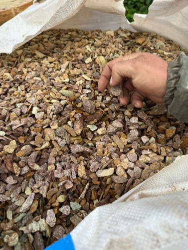 Златолит персиковый декоративная каменная крошка купить в Белгородской области