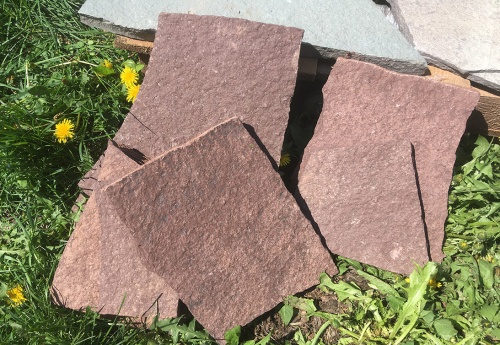 Плитняк лемезит бордовый для цоколя 1,5-2 см купить в Белгородской области