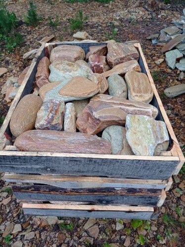 Златолит жёлтый, жёлто-зелёный глыбки и валуны для ланшафтного дизайна купить в Белгородской области