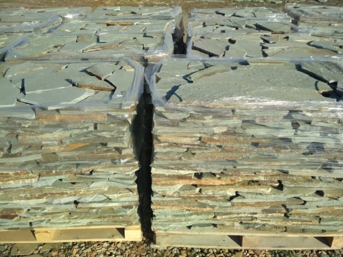 Плитняк златолит зелёный для цоколя, отмостки купить в Белгородской области