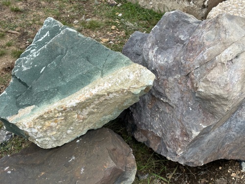 Камни для ландшафтного дизайна зелёные 10-60 килограмм купить в Белгородской области