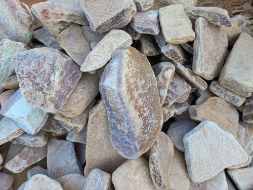 Златолит жёлтый, жёлто-зелёный глыбки и валуны для ланшафтного дизайна купить в Белгородской области