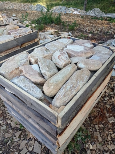 Златолит жёлтый, жёлто-зелёный глыбки и валуны для ланшафтного дизайна купить в Белгородской области