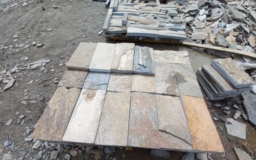 Плитка пилёная златолит Уральский для цоколя, отмостки купить в Белгородской области