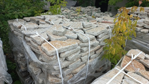 Гранитный плитняк галтованный для парковки купить в Белгородской области