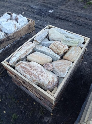 Златолит жёлтый, жёлто-зелёный глыбки и валуны для ланшафтного дизайна купить в Белгородской области