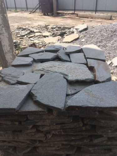 Златолит серебристый галтованный для лестниц купить в Белгородской области